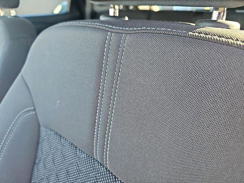 Used 2019 Chevrolet Blazer LT image 16