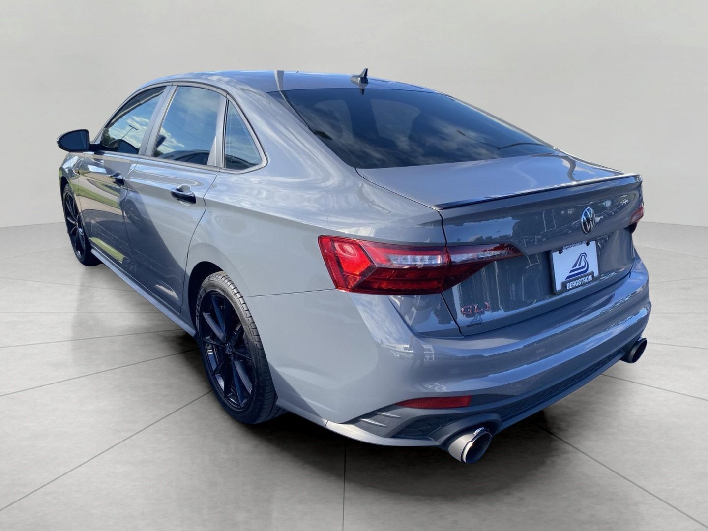 Used 2024 Volkswagen Jetta GLI 40th Anniversary Edition FWD image 8