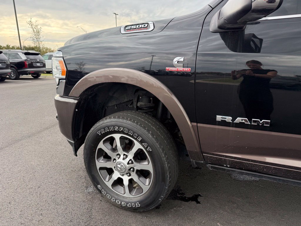 Used 2024 RAM 2500 Limited AWD/4WD image 31