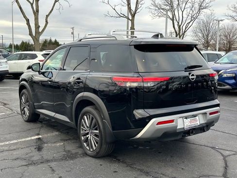 Certified 2023 Nissan Pathfinder SL w/ SL Premium Package image 6