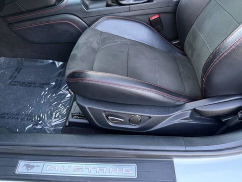 Used 2019 Ford Mustang GT Premium w/ Equipment Group 401A RWD image 29