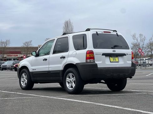 Used 2006 Ford Escape 4WD Hybrid image 3