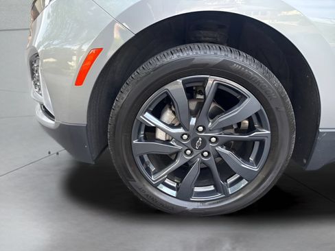 Used 2024 Chevrolet Equinox RS AWD/4WD image 4