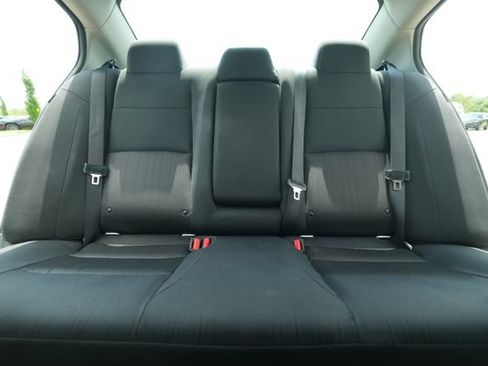 Used 2025 Nissan Altima 2.5 SV FWD image 36