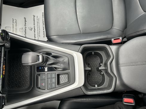 Certified 2023 Toyota RAV4 XLE Premium image 31