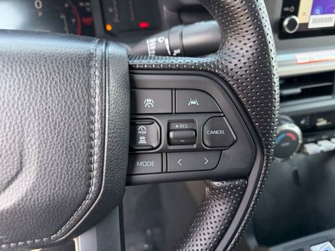 Used 2026 Toyota Tacoma SR5 AWD/4WD image 16