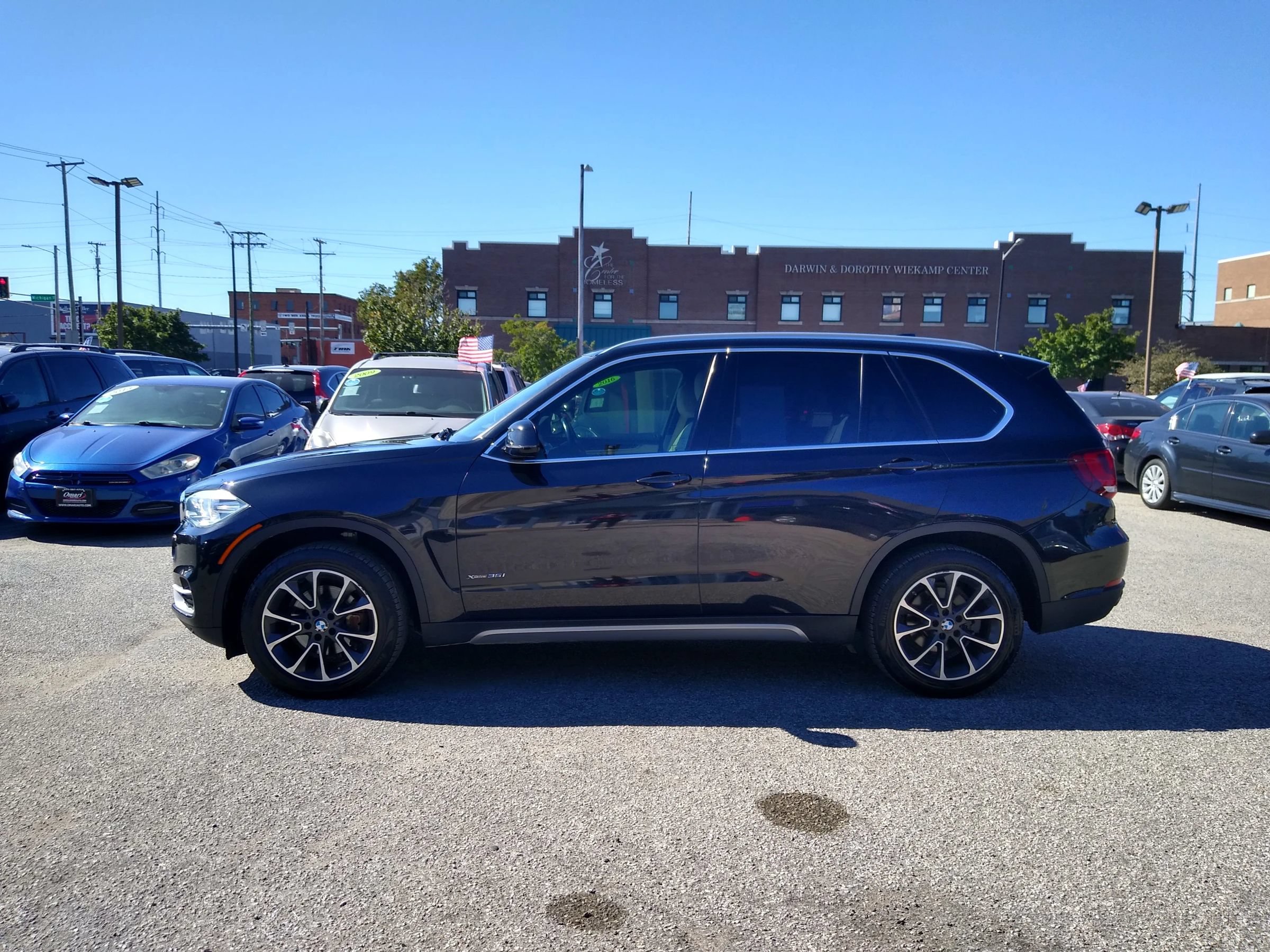 Used 2017 BMW X5 xDrive35i w/ Premium Package AWD/4WD image 5