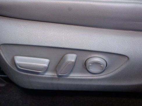 Used 2024 Toyota Highlander XLE image 21