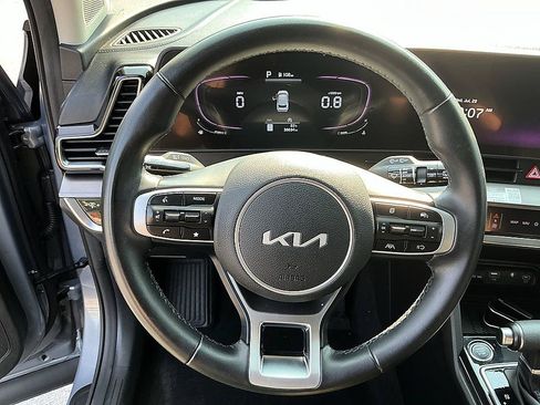Used 2023 Kia Sportage EX FWD image 15