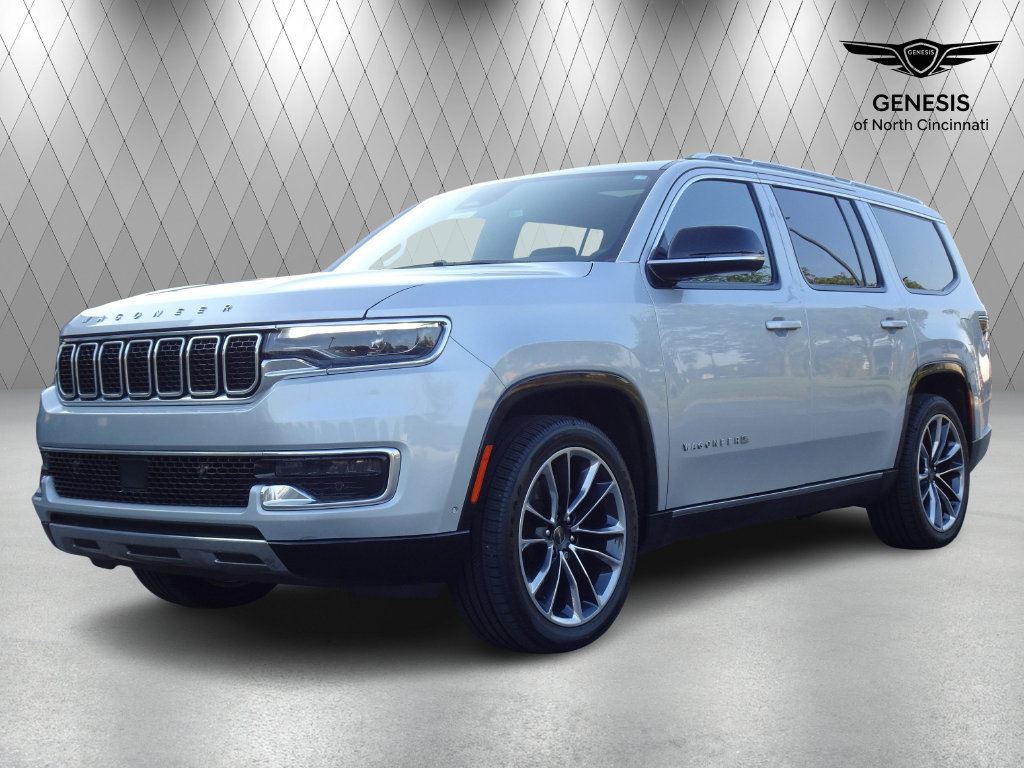 Used 2023 Jeep Wagoneer Series III w/ Premium Group I AWD/4WD image 1