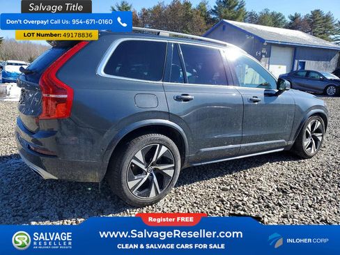 Used 2016 Volvo XC90 T6 Momentum image 4