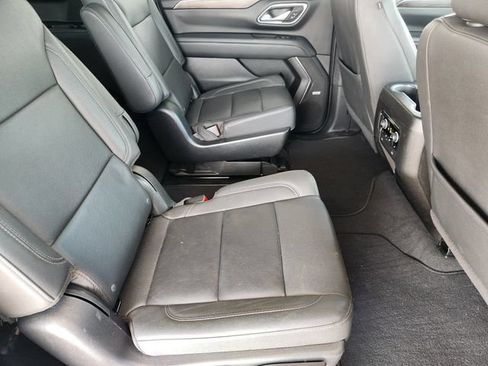 Used 2023 Chevrolet Suburban Z71 w/ Luxury Package AWD/4WD image 31