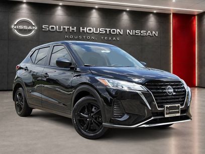 Certified 2025 Nissan Kicks Play S