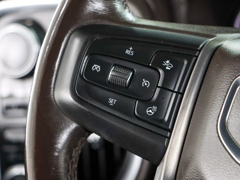 Used 2022 GMC Sierra 3500 Denali image 14