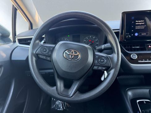 Used 2023 Toyota Corolla LE w/ Carpet Mat Package (TMS) FWD image 17