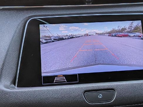 Used 2020 Cadillac XT4 Premium Luxury w/ Technology Package AWD/4WD image 16