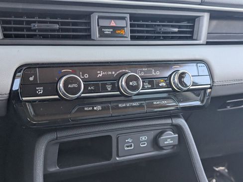 Certified 2025 Honda Pilot EX-L image 26