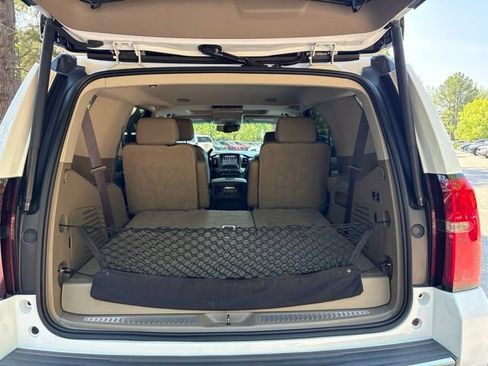 Used 2018 Chevrolet Tahoe Premier AWD/4WD image 16