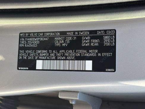 Used 2023 Volvo XC60 T8 Plus w/ Climate Package AWD/4WD image 25