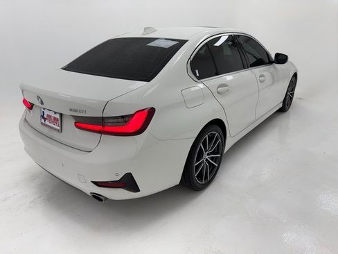 Used 2020 BMW 330i Sedan w/ Convenience Package image 40