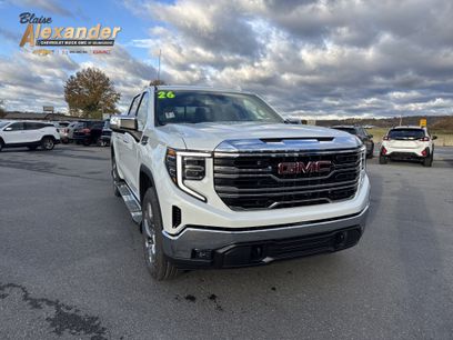 New 2026 GMC Sierra 1500 SLT w/ SLT Premium Package
