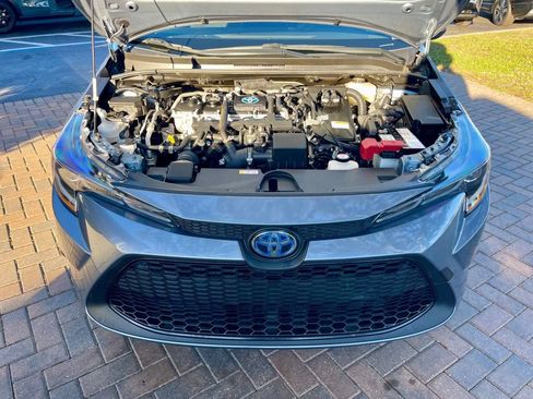 Used 2022 Toyota Corolla LE image 16