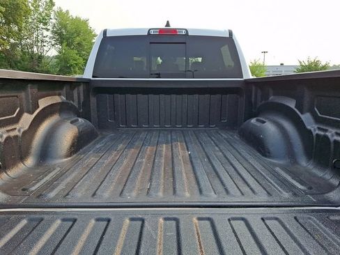Used 2022 RAM 1500 Laramie w/ Sport Appearance Package AWD/4WD image 28