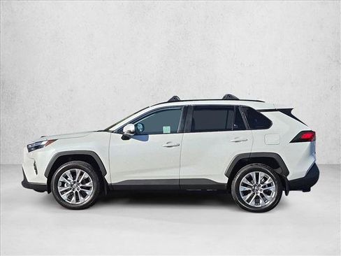 Used 2025 Toyota RAV4 XLE Premium w/ Weather Package FWD image 9