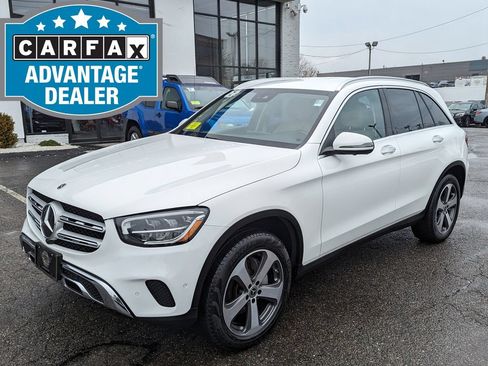 Used 2022 Mercedes-Benz GLC 300 4MATIC image 2