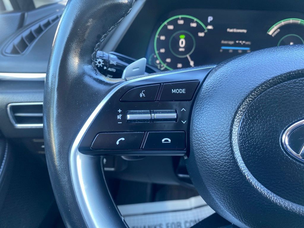 Certified 2023 Hyundai Sonata Limited FWD image 21