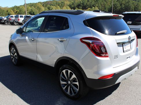 Used 2021 Buick Encore Preferred image 5
