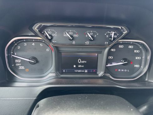 Used 2020 GMC Sierra 1500 Elevation w/ Elevation Value Package AWD/4WD image 10