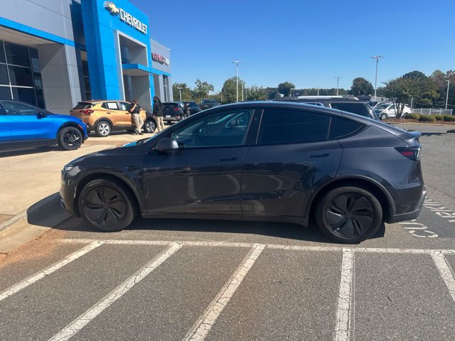 Used 2026 Tesla Model Y Long Range AWD/4WD image 4
