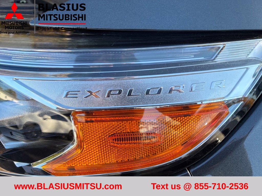 Used 2020 Ford Explorer Platinum w/ Premium Technology Package AWD/4WD image 48