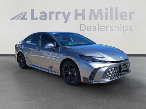 Certified 2025 Toyota Camry SE w/ Multimedia Upgrade Package image 7