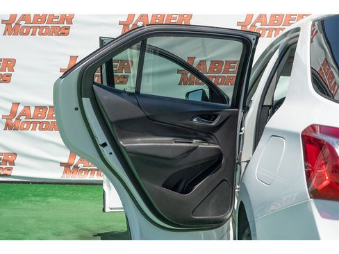 Used 2019 Chevrolet Equinox LT FWD image 30