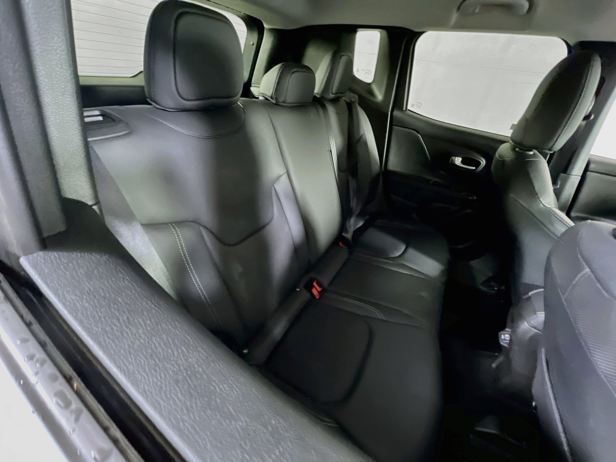Used 2023 Jeep Renegade Limited AWD/4WD image 26