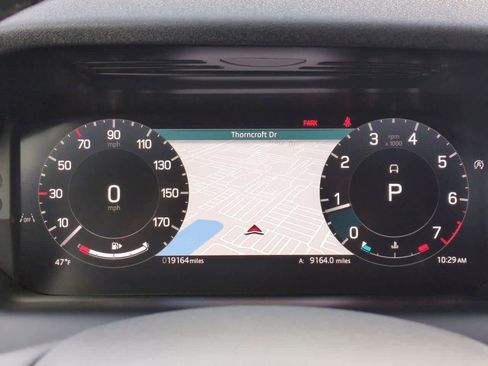 Used 2025 Land Rover Discovery Sport S image 34