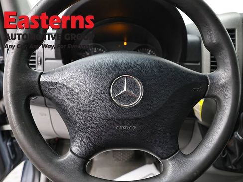 Used 2018 Mercedes-Benz Sprinter 144 Cargo image 10