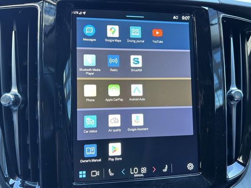 Certified 2025 Volvo XC60 B5 Plus image 27