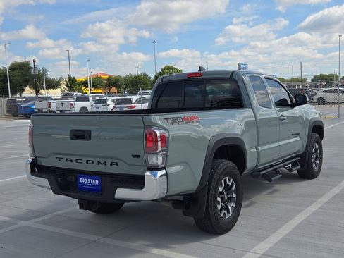 Used 2023 Toyota Tacoma TRD Off-Road AWD/4WD image 3