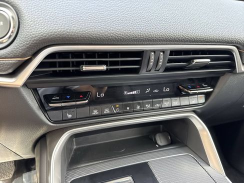 Used 2025 MAZDA CX-90 Plug-In Hybrid w/ Preferred AWD/4WD image 50