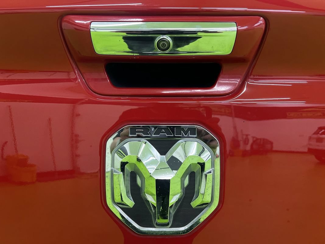 Used 2019 RAM 1500 Big Horn AWD/4WD image 13
