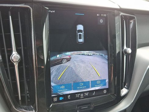 Certified 2023 Volvo XC60 B5 Core w/ Climate Package image 19