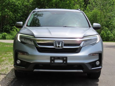 Used 2019 Honda Pilot Touring image 8