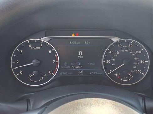 Used 2025 Nissan Altima 2.5 SV FWD image 18