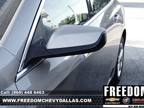 Used 2024 Chevrolet Malibu LT FWD image 5
