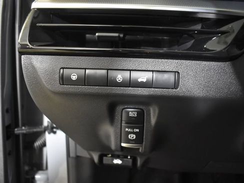 Certified 2025 Nissan Murano SL w/ Cargo Package AWD/4WD image 14