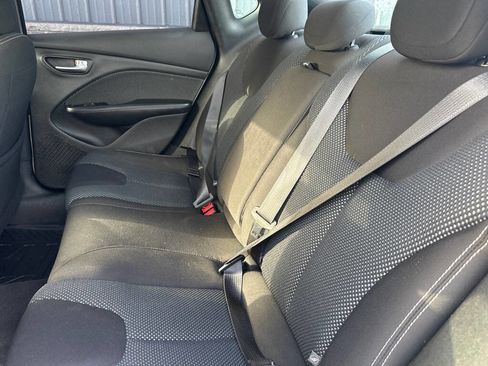 Used 2015 Dodge Dart SXT FWD image 9
