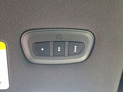 Certified 2024 Maserati Grecale GT image 25